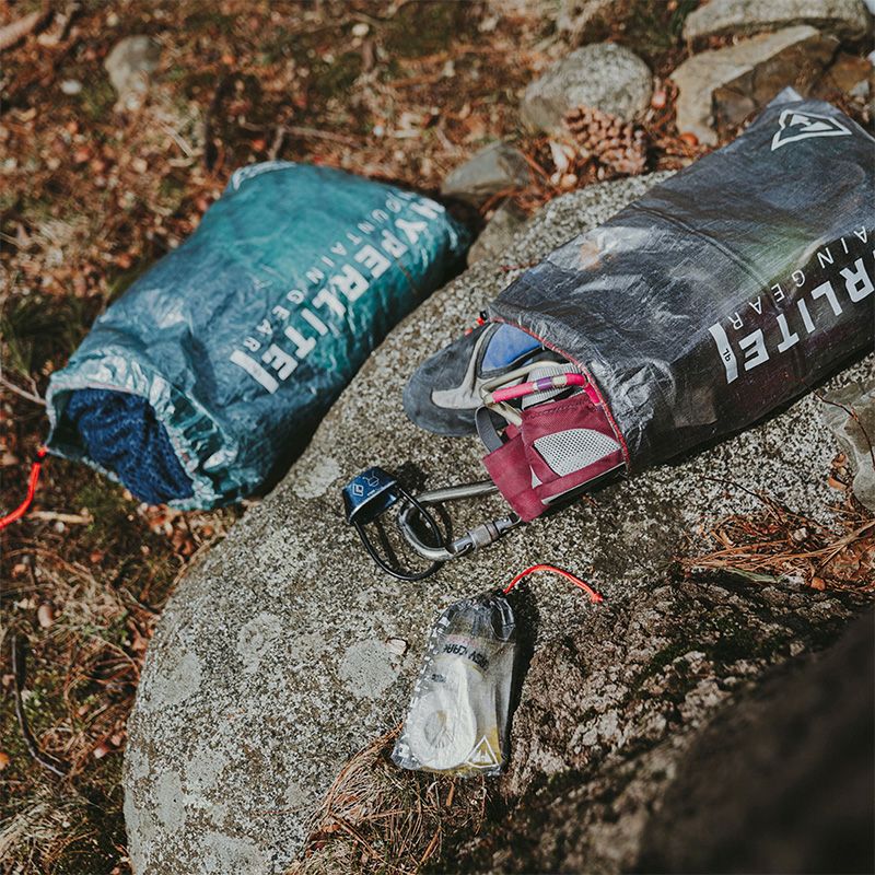 HYPERLITE MOUNTAIN GEAR | DRAWSTRING STUFF SACKS ハイパーライト